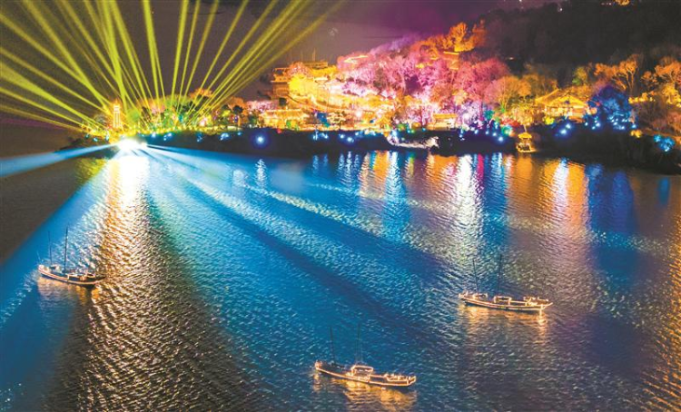 黿頭渚將開啟 “夜賞櫻花”